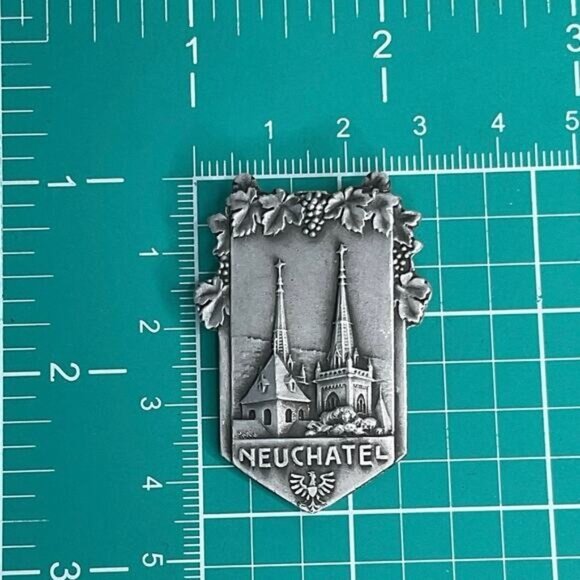Vintage Paul Kramer Neuchatel Pewter Souvenir Pin Brooch Gothic Church Detailing - Picture 4 of 4